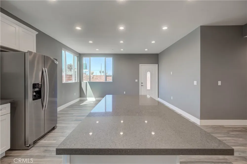 3626 S Cimarron Street Los Angeles, CA 90018