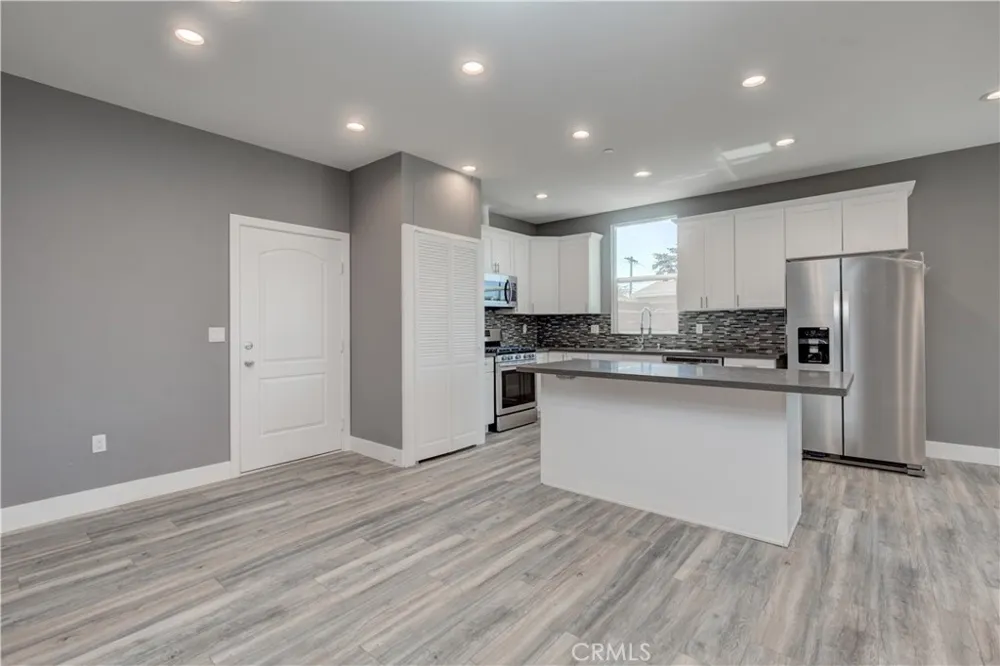 3626 S Cimarron Street Los Angeles, CA 90018