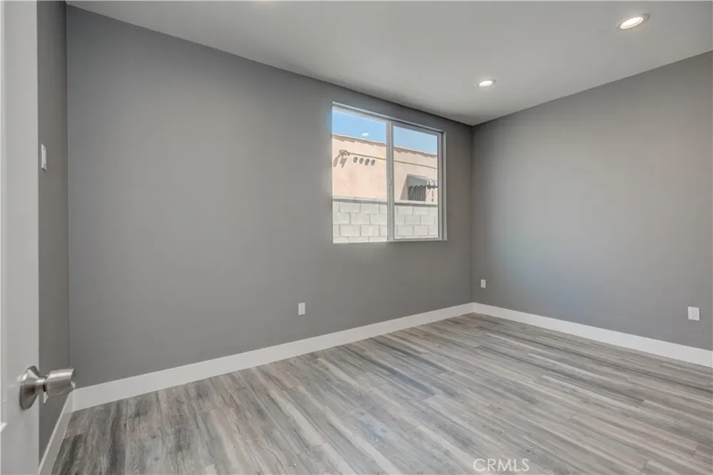 3626 S Cimarron Street Los Angeles, CA 90018