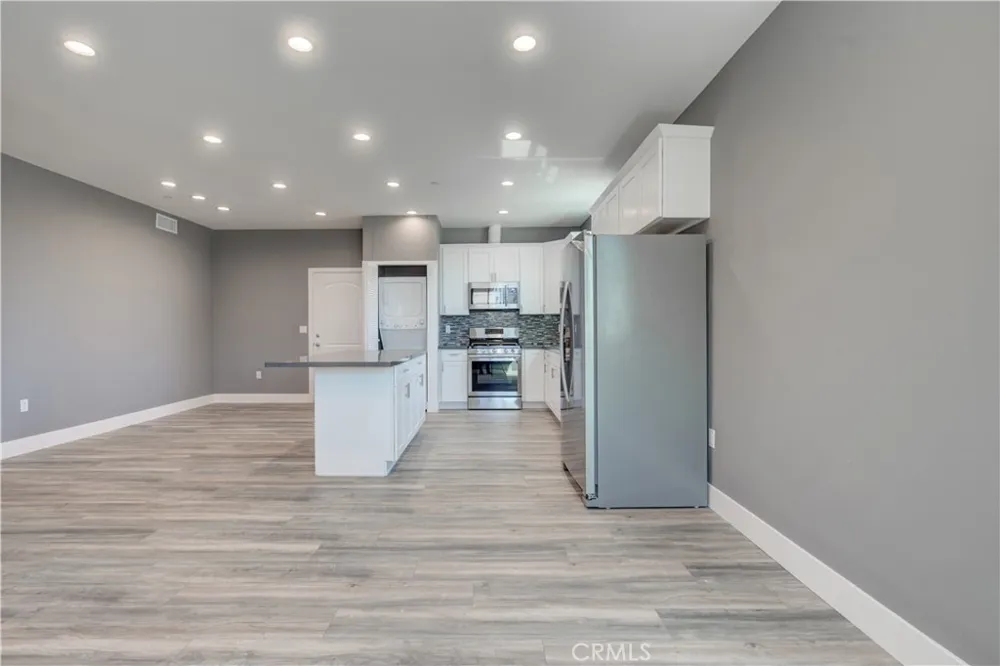 3626 S Cimarron Street Los Angeles, CA 90018