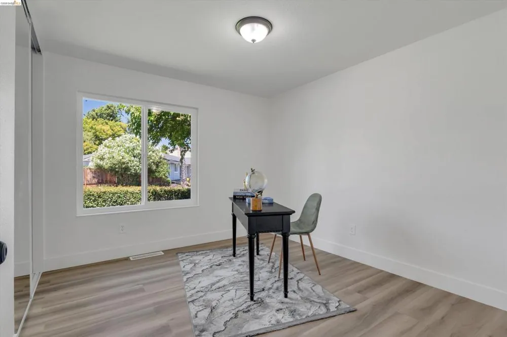 304 Huntington Dr Antioch, CA 94509