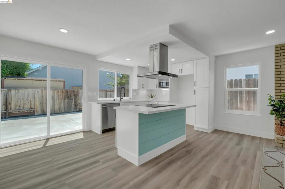 304 Huntington Dr Antioch, CA 94509