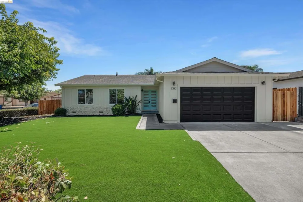 304 Huntington Dr Antioch, CA 94509