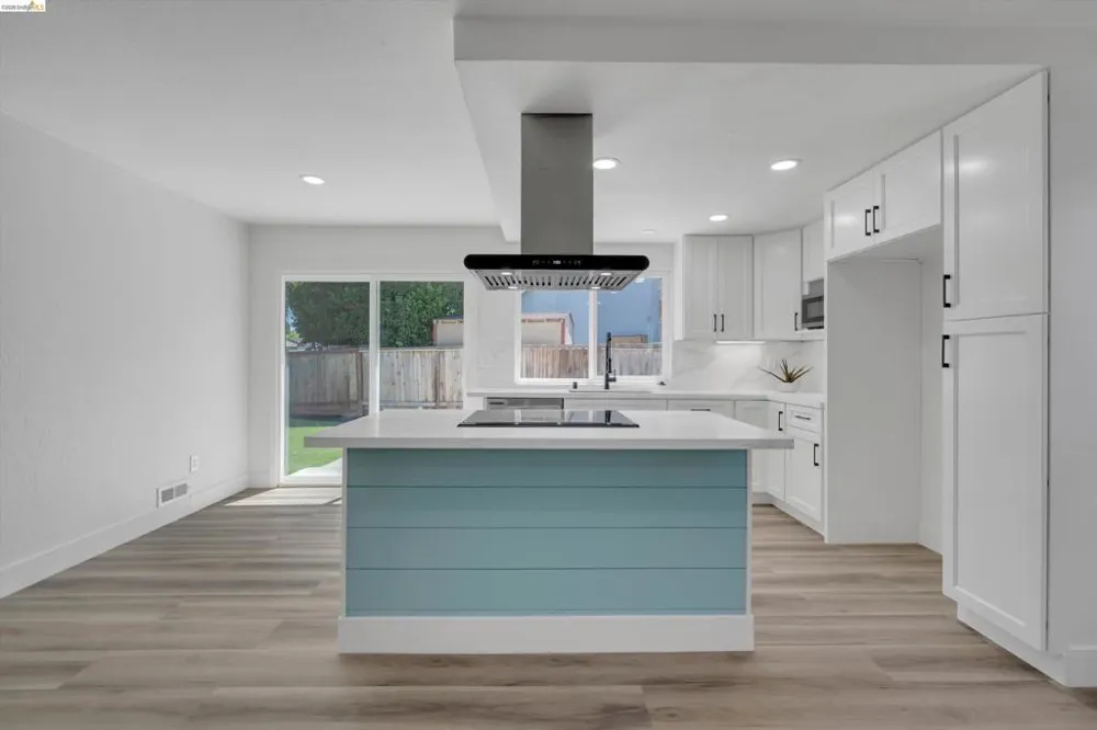 304 Huntington Dr Antioch, CA 94509