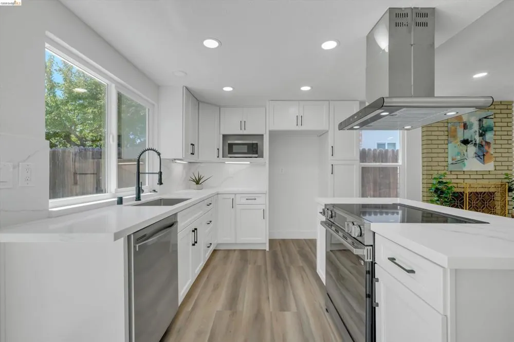 304 Huntington Dr Antioch, CA 94509