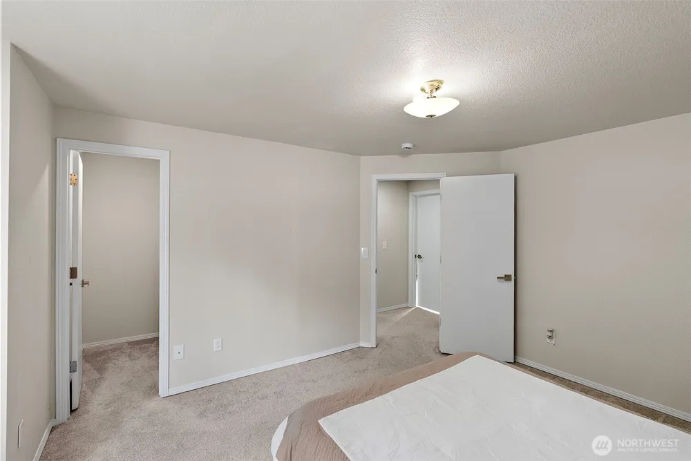 5047 Carole Drive NE Olympia, WA 98516