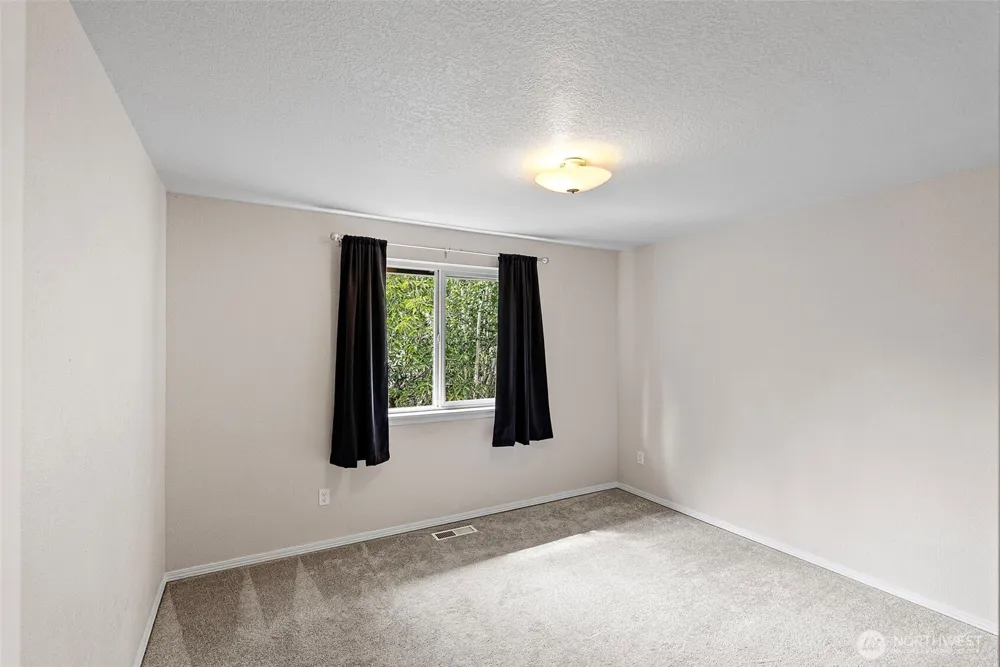 5047 Carole Drive NE Olympia, WA 98516