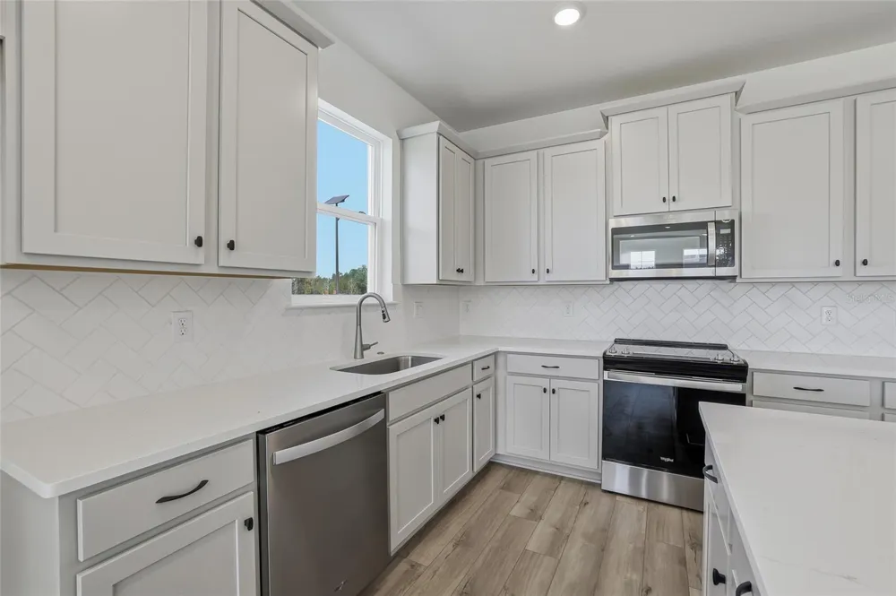 2015 AMELIA BAY PLACE Valrico, FL 33596
