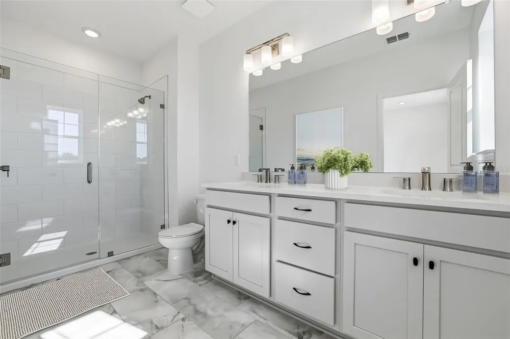 2015 AMELIA BAY PLACE Valrico, FL 33596