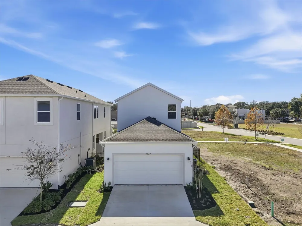 2015 AMELIA BAY PLACE Valrico, FL 33596