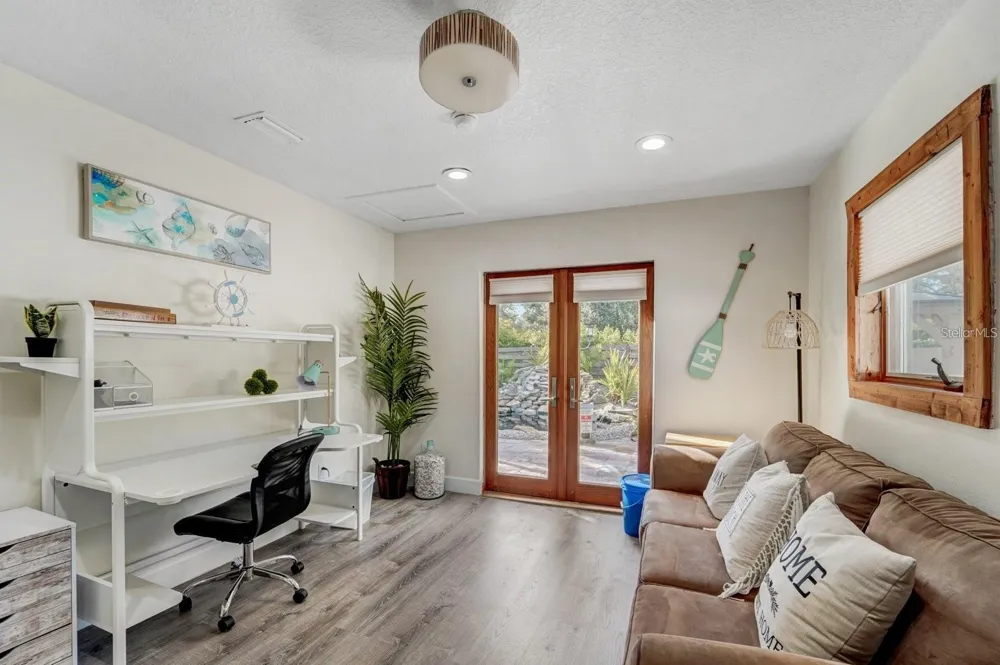 2598 WOOD STREET Sarasota, FL 34237
