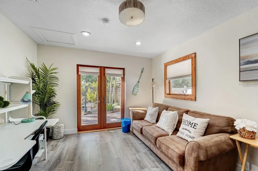 2598 WOOD STREET Sarasota, FL 34237