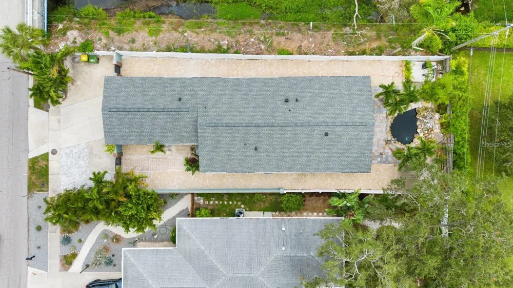 2598 WOOD STREET Sarasota, FL 34237