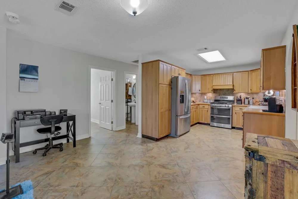 140 Elm Drive Onalaska, TX 77360