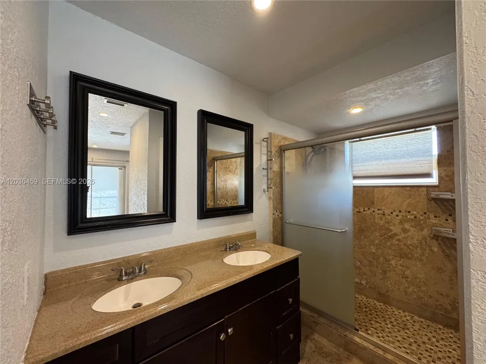 11838 NW 13th St Pembroke Pines, FL 33026
