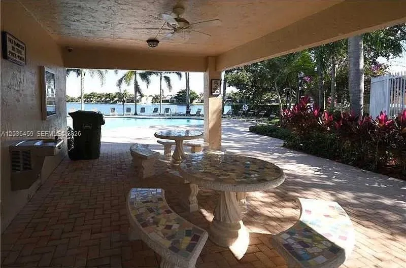 11838 NW 13th St Pembroke Pines, FL 33026