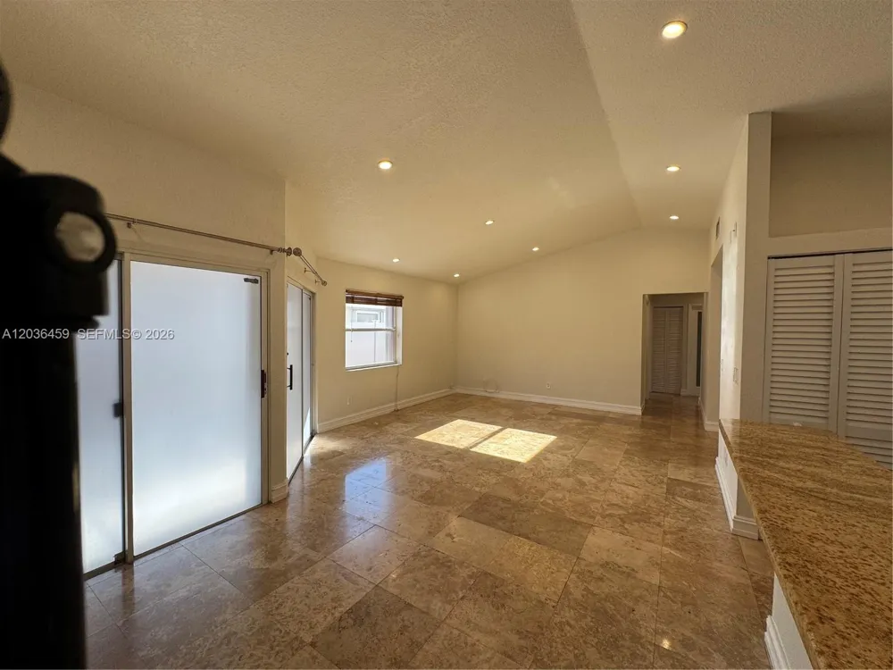 11838 NW 13th St Pembroke Pines, FL 33026