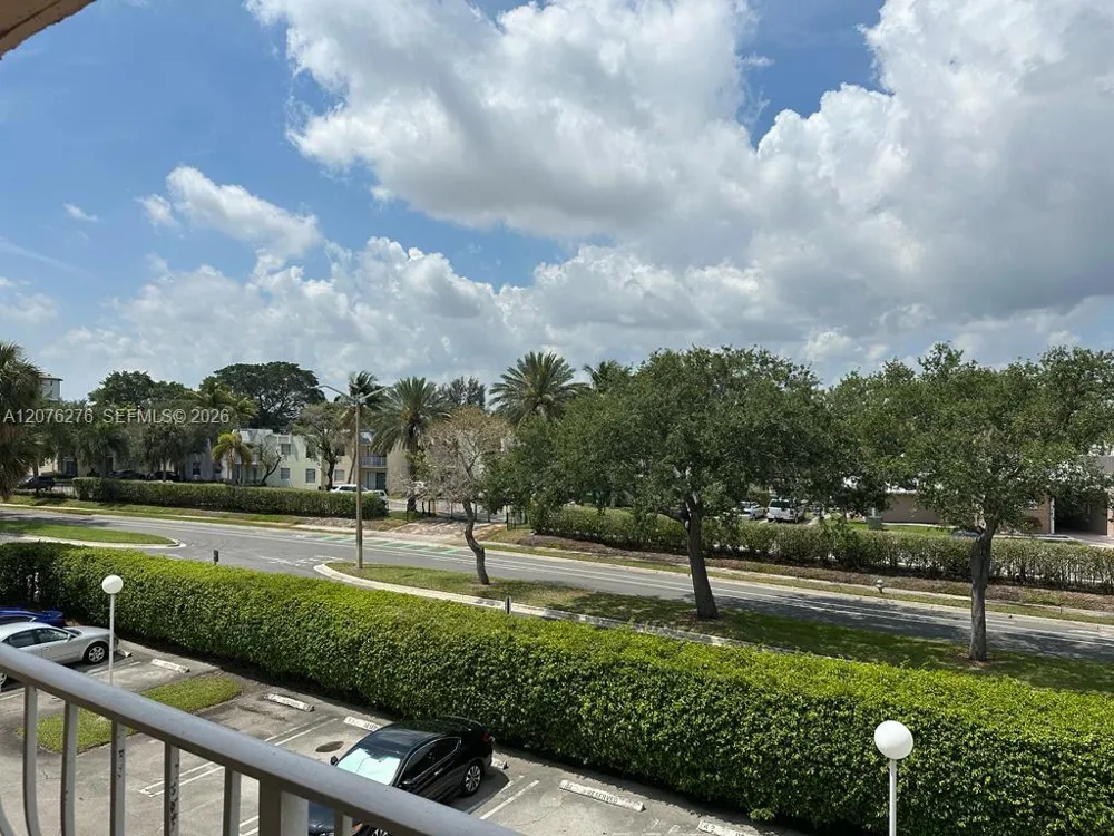 500 Executive Center Dr #3A West Palm Beach, FL 33401