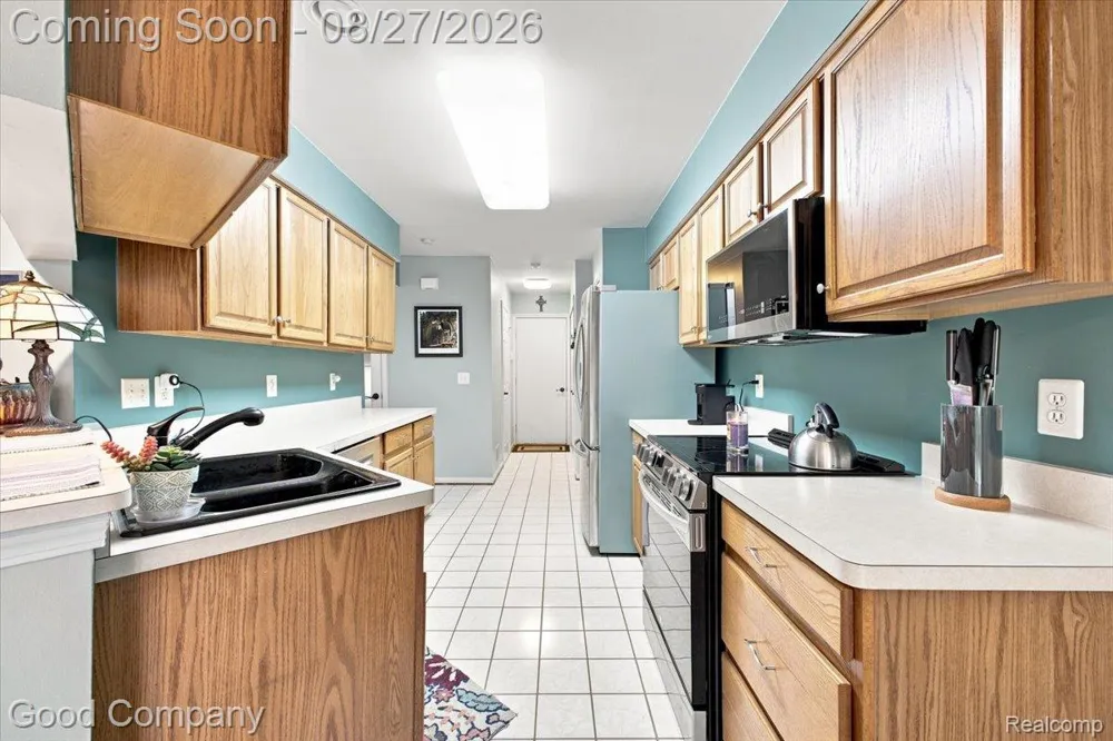 45117 Coachman Court Canton Charter Township, MI 48187