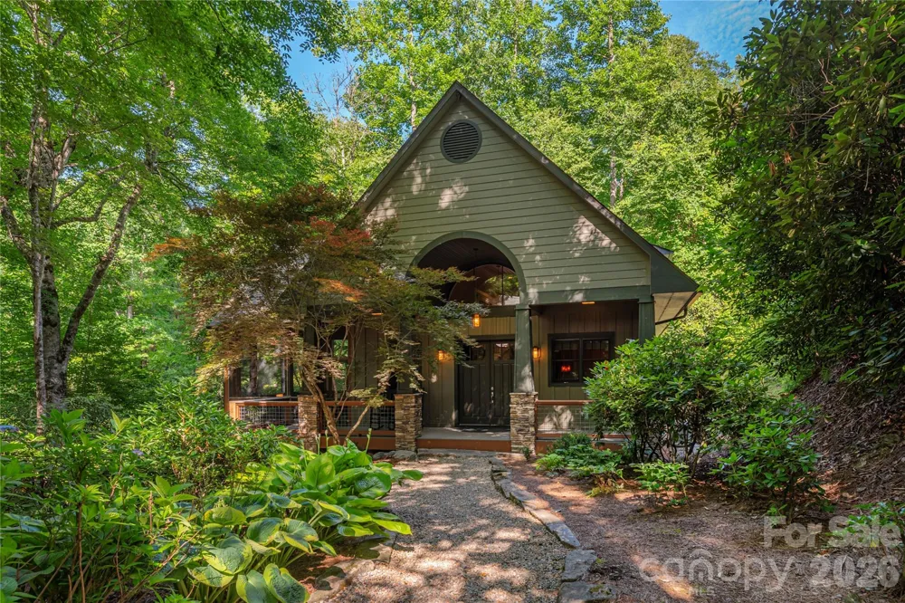35 Flint Ridge Road Bryson City, NC 28713
