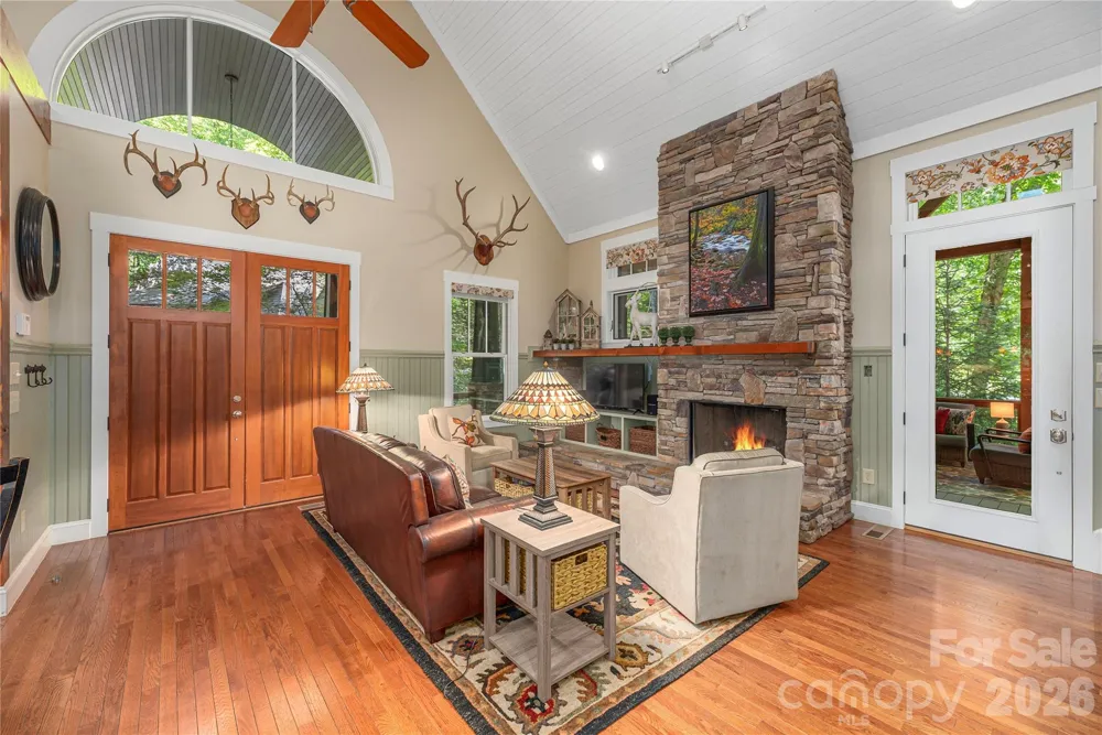35 Flint Ridge Road Bryson City, NC 28713