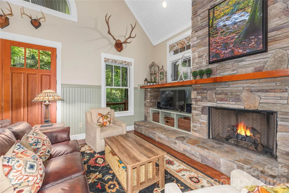 35 Flint Ridge Road Bryson City, NC 28713