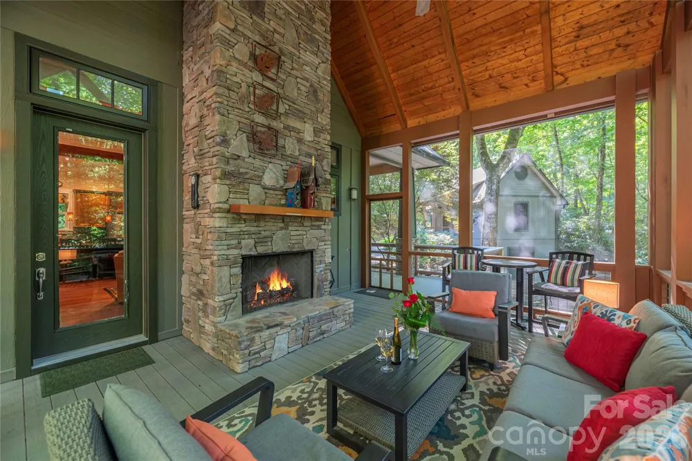35 Flint Ridge Road Bryson City, NC 28713