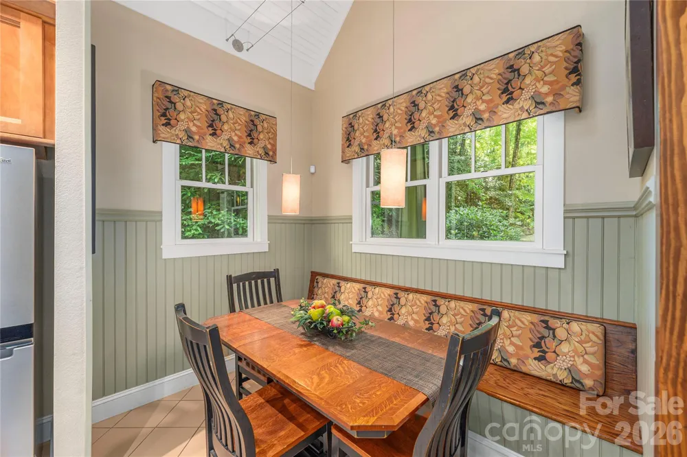 35 Flint Ridge Road Bryson City, NC 28713