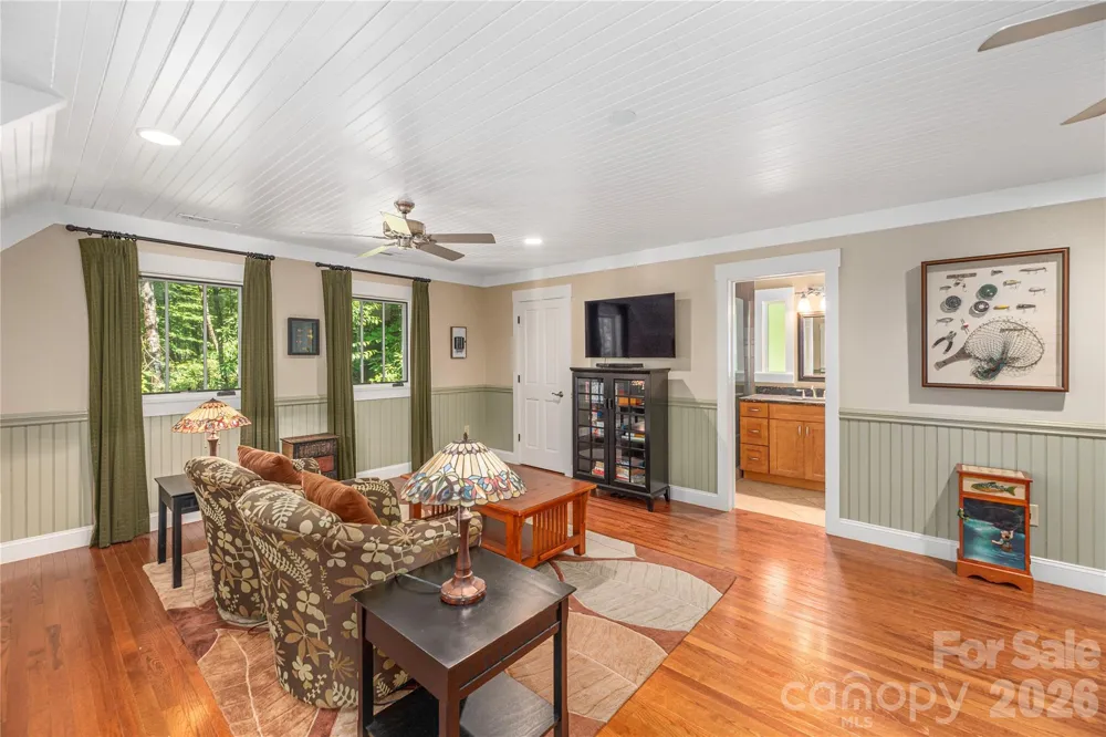 35 Flint Ridge Road Bryson City, NC 28713