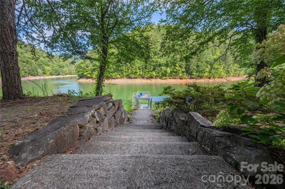 35 Flint Ridge Road Bryson City, NC 28713