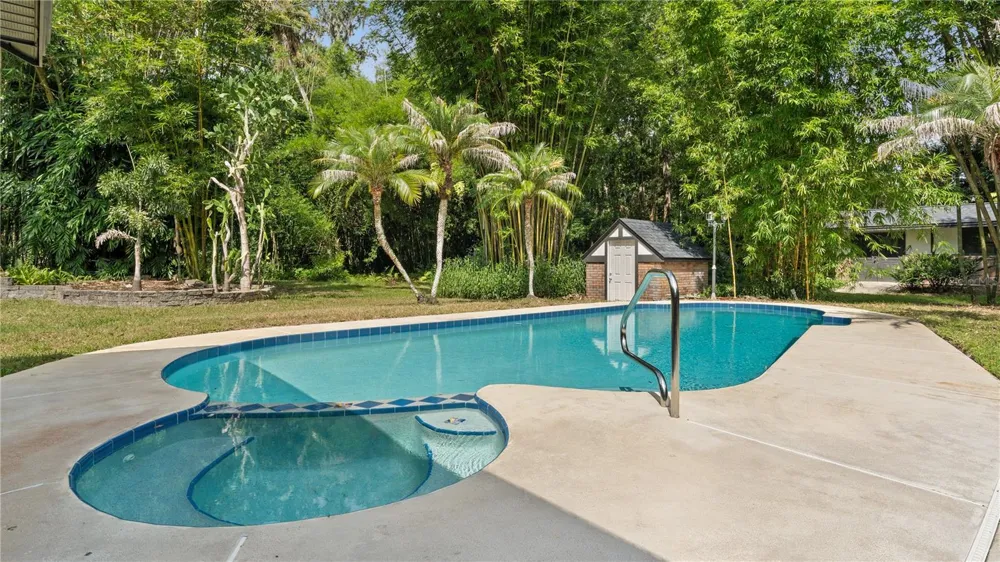 706 S TIMBERLANE DRIVE New Smyrna Beach, FL 32168