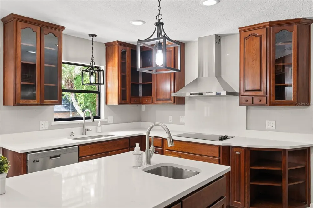 706 S TIMBERLANE DRIVE New Smyrna Beach, FL 32168