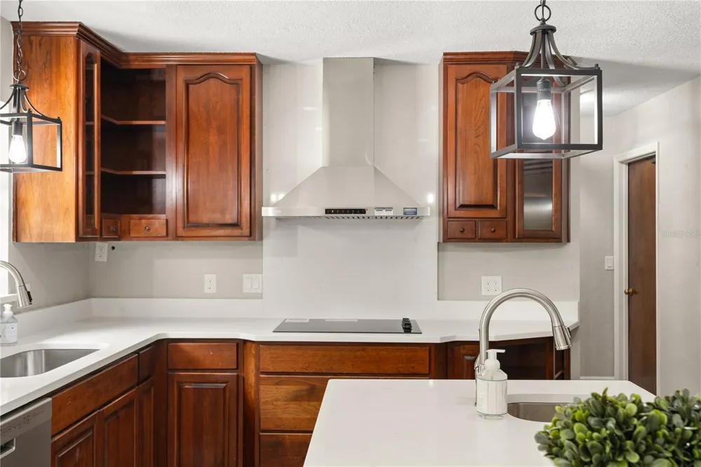 706 S TIMBERLANE DRIVE New Smyrna Beach, FL 32168