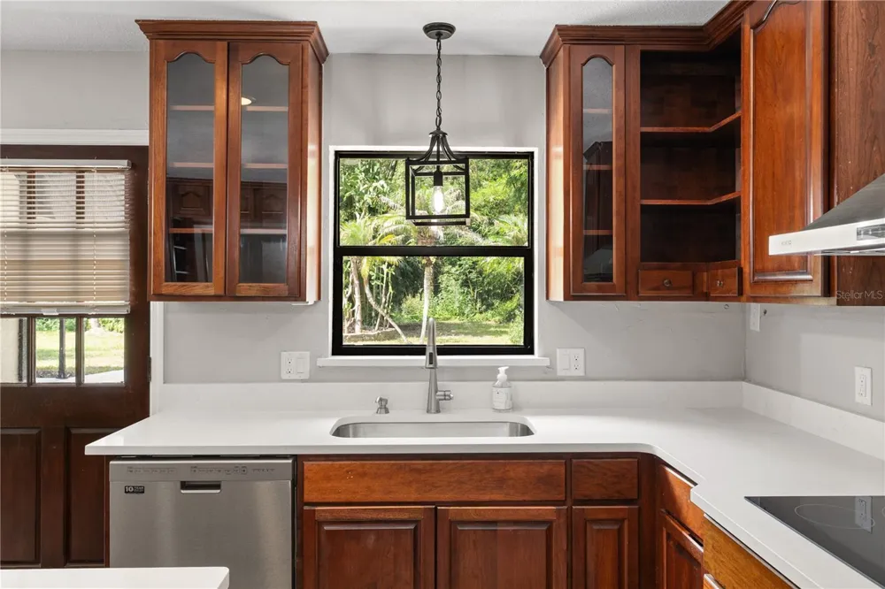 706 S TIMBERLANE DRIVE New Smyrna Beach, FL 32168