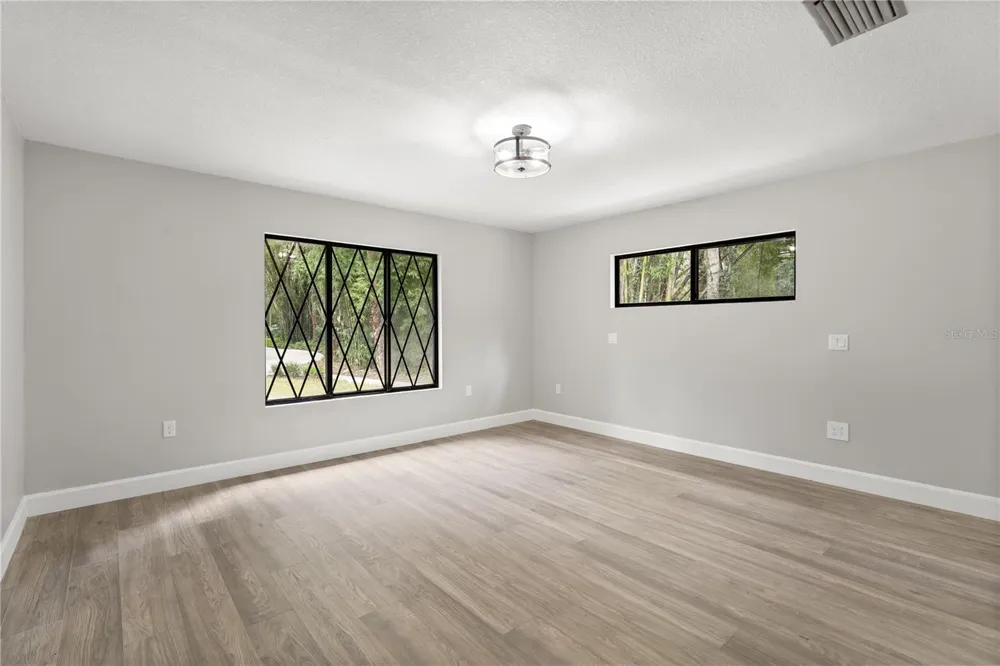 706 S TIMBERLANE DRIVE New Smyrna Beach, FL 32168