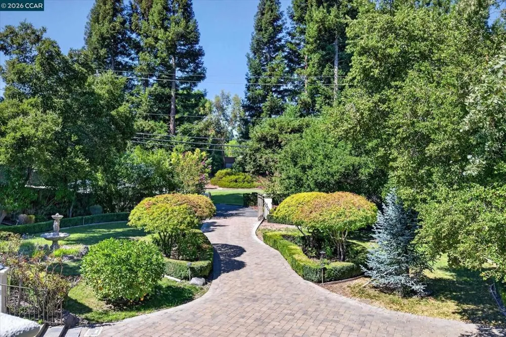 891 Livorna Rd Alamo, CA 94507