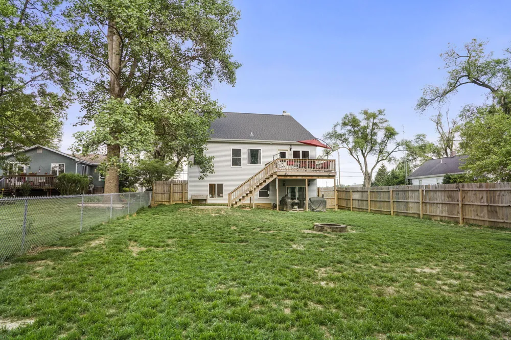 1305 Roosevelt Road Valparaiso, IN 46383