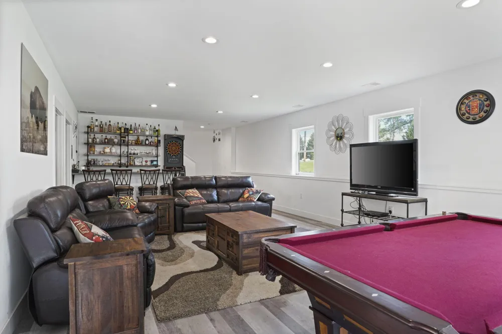 1305 Roosevelt Road Valparaiso, IN 46383