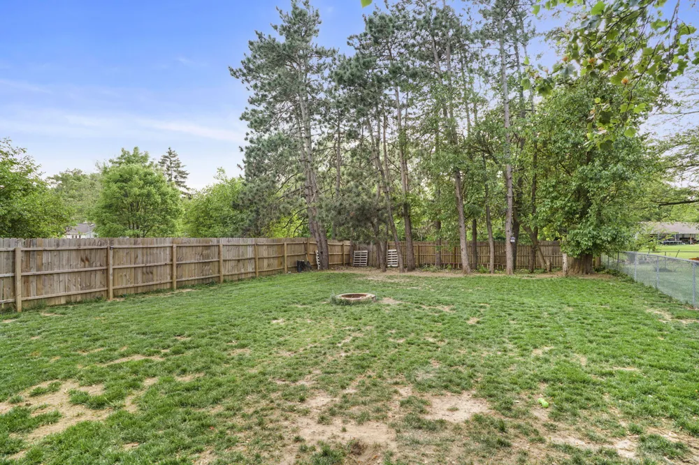 1305 Roosevelt Road Valparaiso, IN 46383