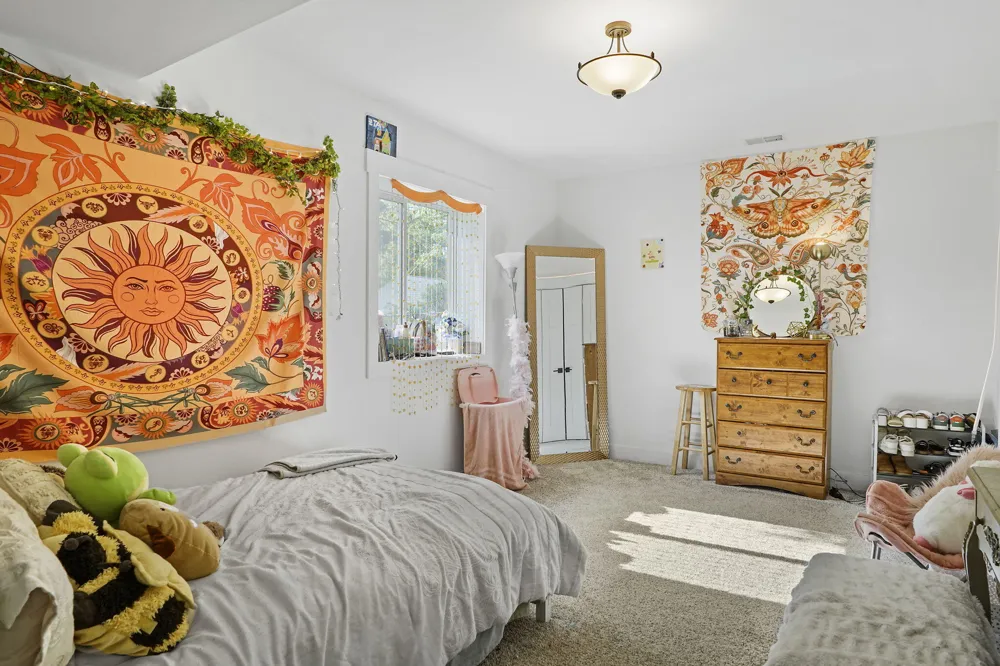 1305 Roosevelt Road Valparaiso, IN 46383