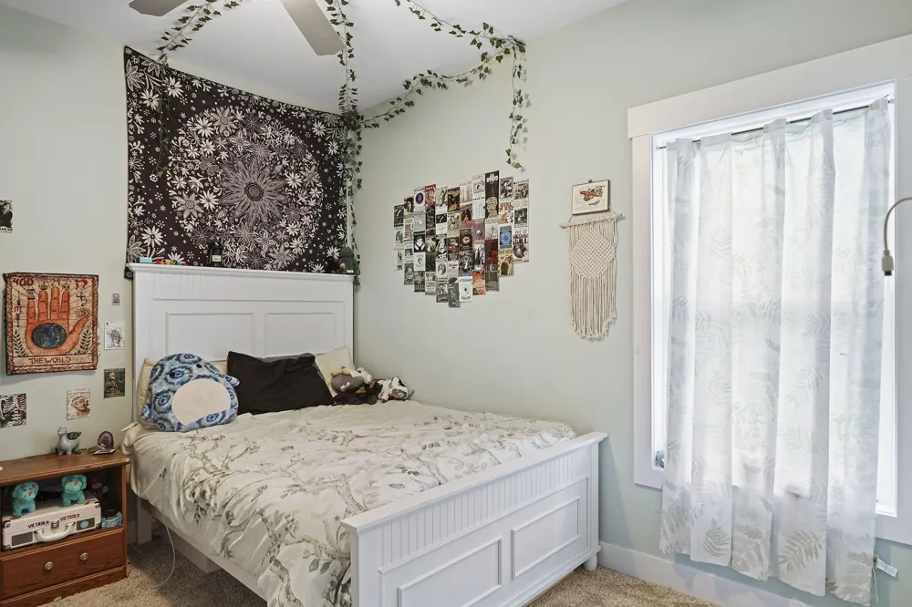 1305 Roosevelt Road Valparaiso, IN 46383