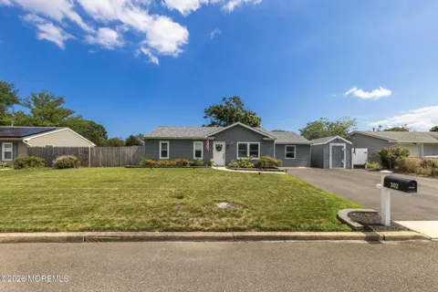 302 8th Street