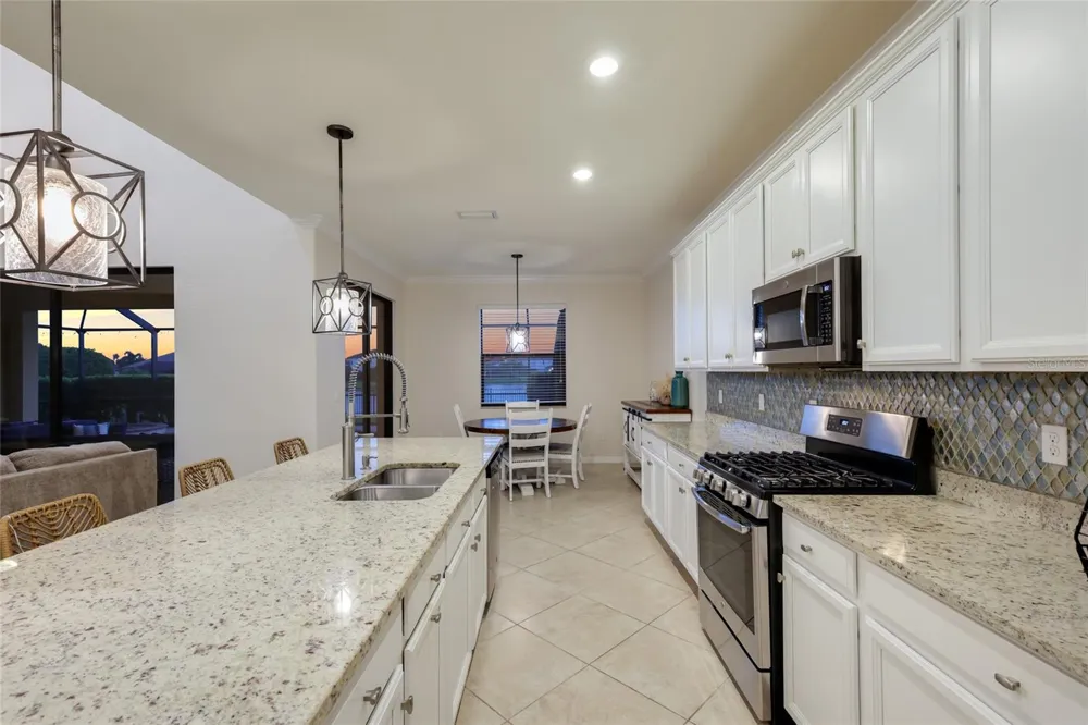3618 SCRUB CREEK RUN Lakewood Ranch, FL 34211
