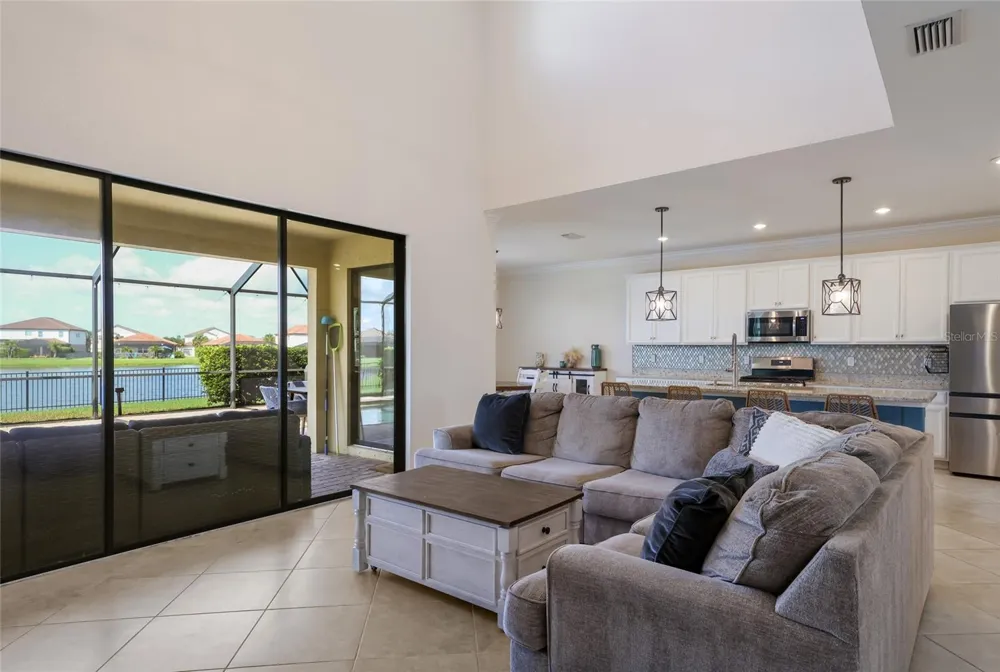 3618 SCRUB CREEK RUN Lakewood Ranch, FL 34211