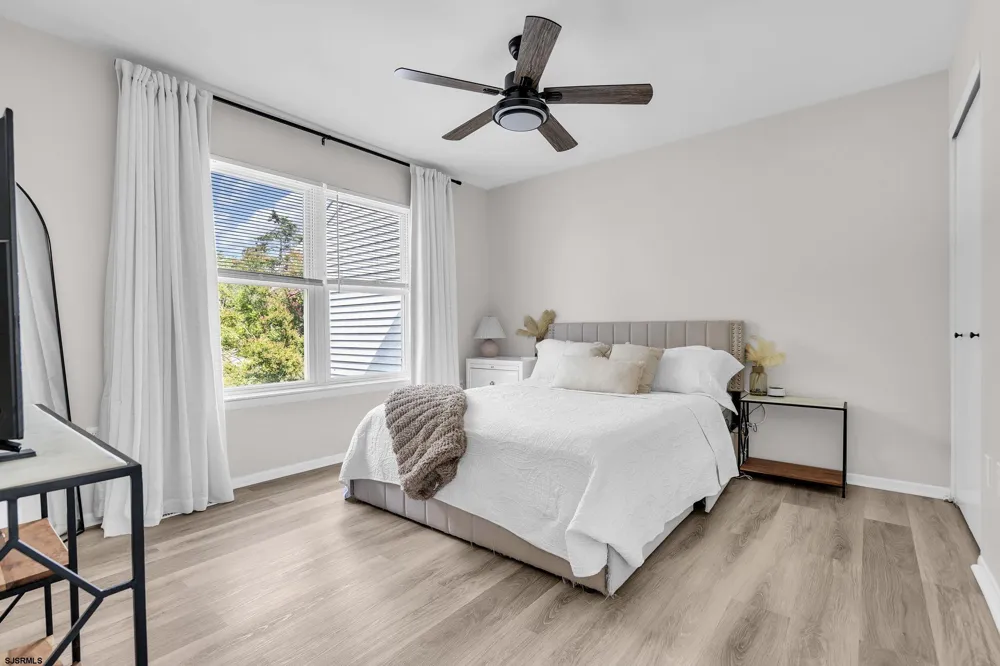 16 Allison Pl Egg Harbor Township, NJ 08234