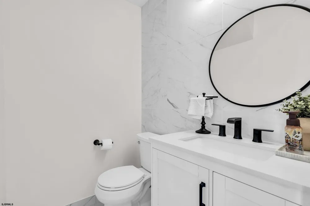 16 Allison Pl Egg Harbor Township, NJ 08234