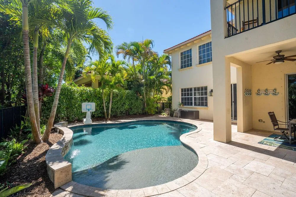 1044 Vintner Boulevard Palm Beach Gardens, FL 33410