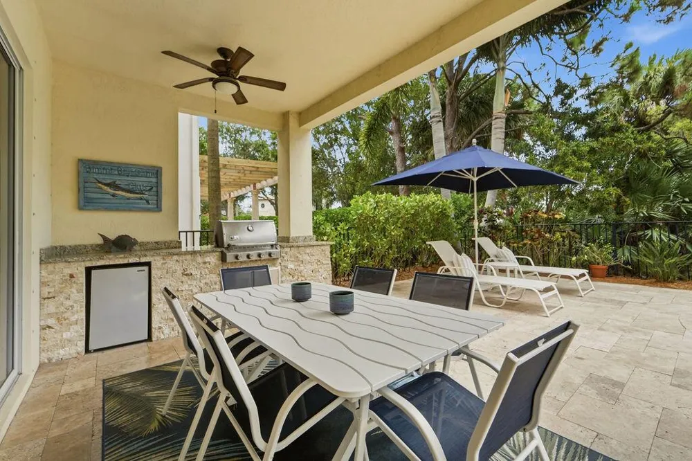 1044 Vintner Boulevard Palm Beach Gardens, FL 33410