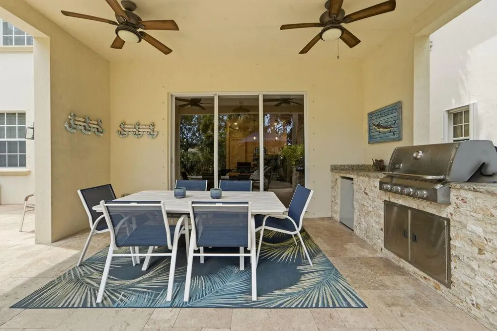 1044 Vintner Boulevard Palm Beach Gardens, FL 33410