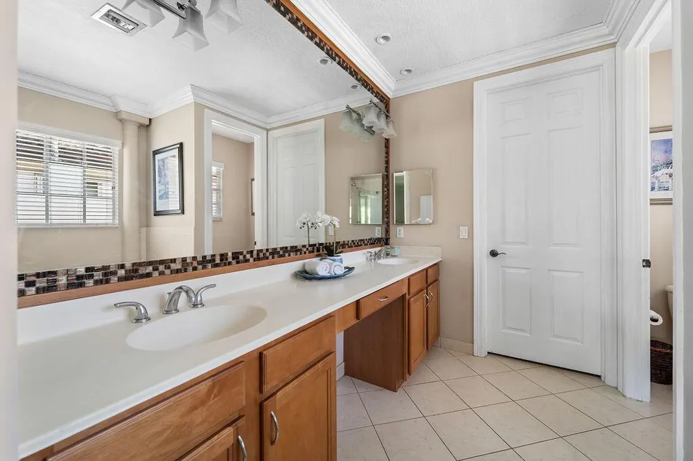 1044 Vintner Boulevard Palm Beach Gardens, FL 33410